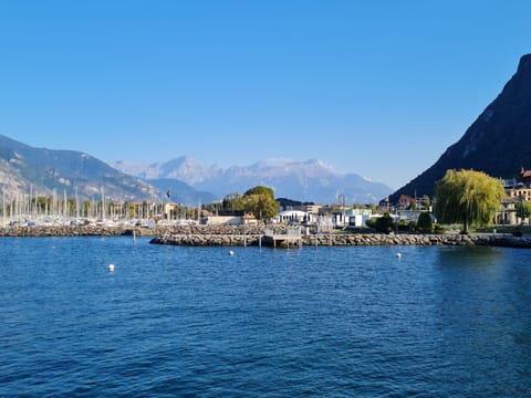 Water, Mountainous Landforms, Body Of Water, Mountain, Hill, Mountain Range, Boat, Coastal And Oceanic Landforms, Coast, Lake