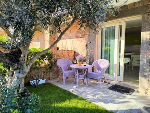 Furniture, Flower, Table, Chair, Outdoor Furniture, Outdoor Table, Flowerpot, Wicker, Garden, Houseplant