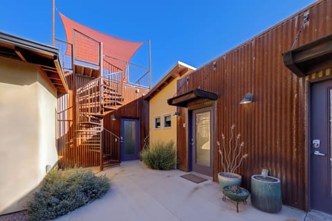 stairs to shared viewing deck (not ADA accessible)