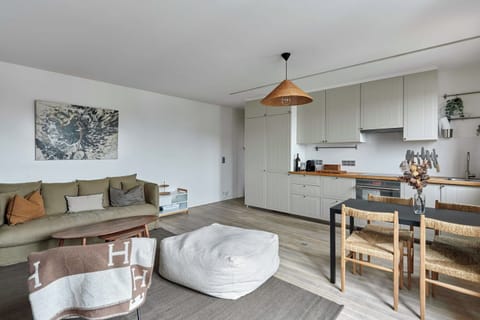 Apartment | Living area