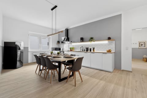 Apartment, City View | Private kitchen | Espresso maker, coffee/tea maker, electric kettle, highchair