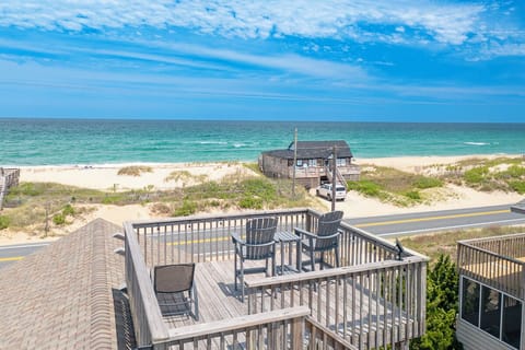 Crow's Nest with Ocean Views