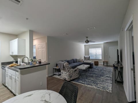 Living Room |Kitchen|Dining Room
Couch-Air conditioning-Heating-TV
