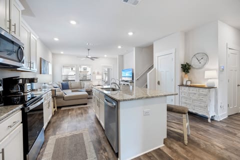 Serenity - 14330 Garden Glen by PKRM - Great flow to this floorplan.