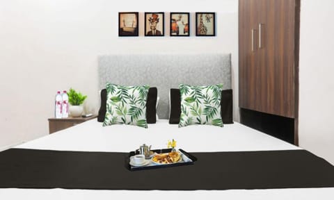 Classic Double Room, City View | Desk, laptop workspace, iron/ironing board