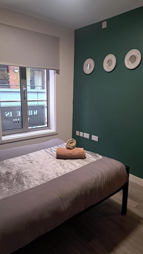 Basic Apartment | Desk, laptop workspace, iron/ironing board, free WiFi
