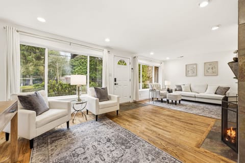 Bright & spacious living room. 