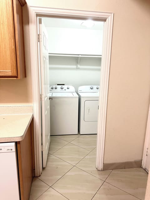 Laundary room
