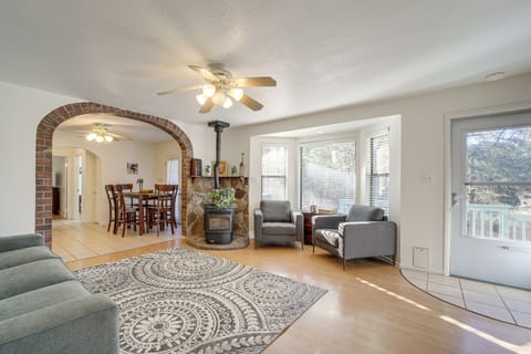 House (3 Bedrooms) | Interior