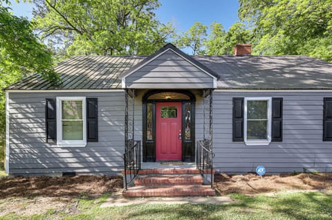 House (3 Bedrooms) | Front of property
