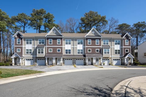 Welcome to 37005 Turnstone!