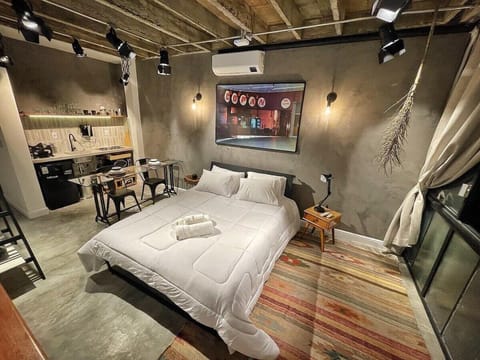 A foto fala por si só neste apartamento charmoso inspirado no Cine Teatro COPAN