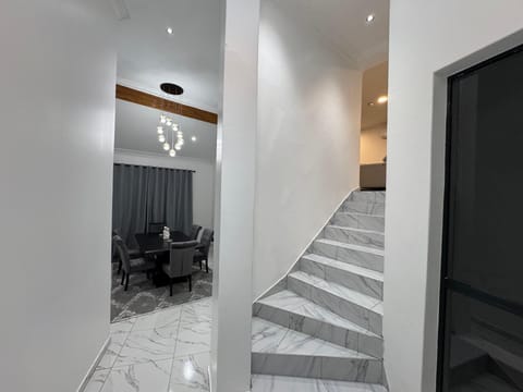 Luxury Villa | In-room dining