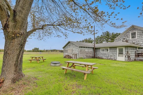 Bear Lake Vacation Rental | 3BR | 1BA | 1,200 Sq Ft | 2 Steps to Enter