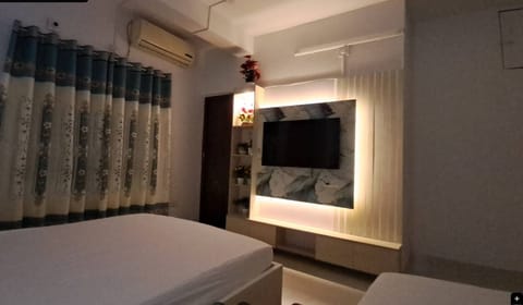 Deluxe Double Room | Free WiFi