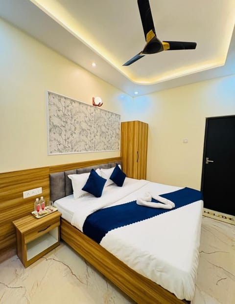 Deluxe Double or Twin Room | Interior