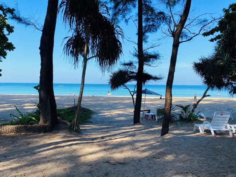 From the condo to the sand in minutes