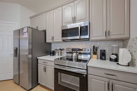Kitchen with full size appliances
