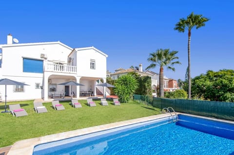Villa Paisible image