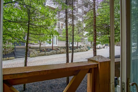 Condo, 1 Queen Bed with Sofa bed, Hot Tub, Mountain View (1 Br Studio: Rimfire 162) | View from room