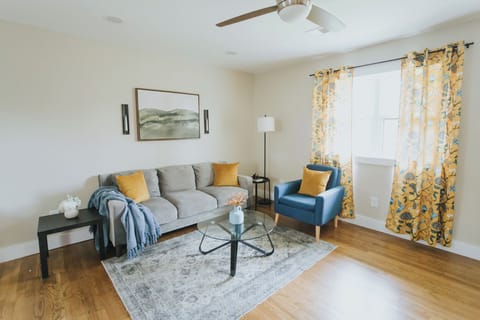 Furniture/decor may vary slightly from photos but will be of similar quality.
