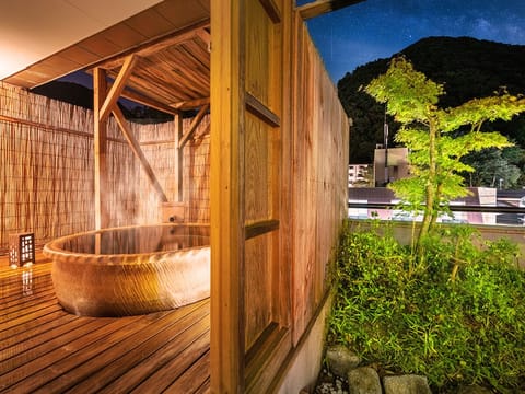 Japanese Traditional Room with Open-air Bath (24sqm)	 | Premium bedding, in-room safe, desk, iron/ironing board (on request)