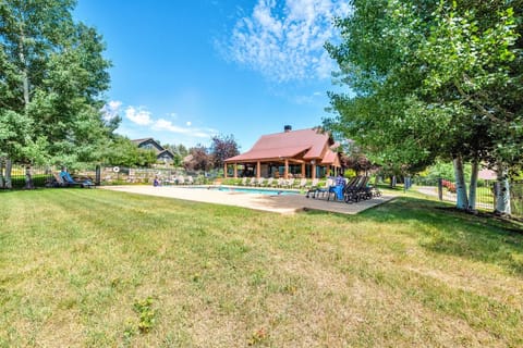 HOA Amenity 