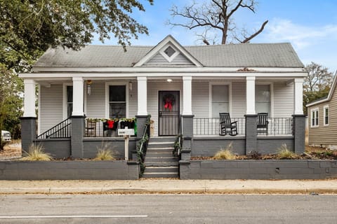 1 web or mls 001 2213Marshall St Columbia SC 29203 GustavoBueno Edit Done