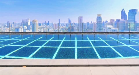 Apartment, 2 Bedrooms, Smoking, City View | Pool | Outdoor pool