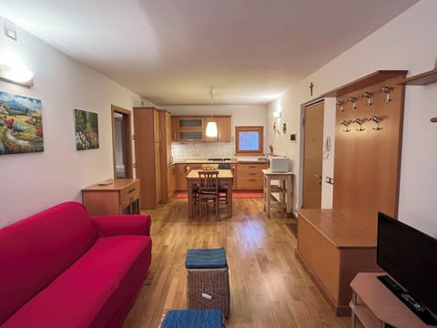 Furniture, Room, Apartment, Chair, Pillow, Hotel, Couch, Living Room