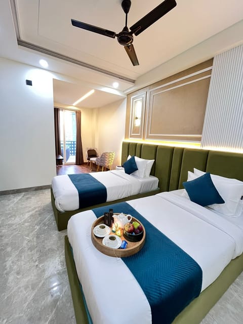 Double or Twin Room | Desk, free WiFi
