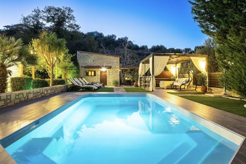 House, Smoking | 3 bedrooms