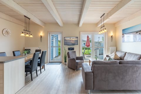 House | Living room