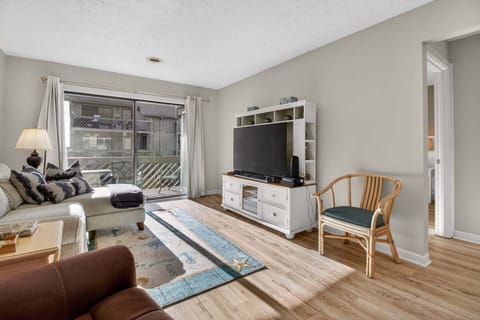Indoors, Home Decor, Furniture, Living Room, Screen