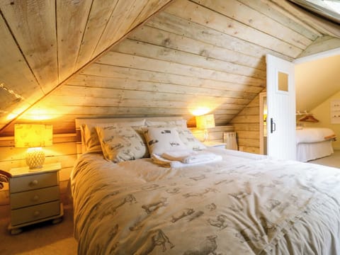 1 bedroom, individually decorated, individually furnished, free WiFi