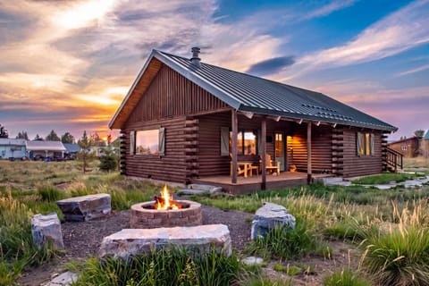 Welcome to Huckleberry, a renovated log cabin in downtown Driggs.