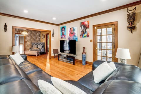 Lansing Vacation Rental | 3BR | 2BA | 1,228 Sq Ft | 5 Exterior Steps to Enter