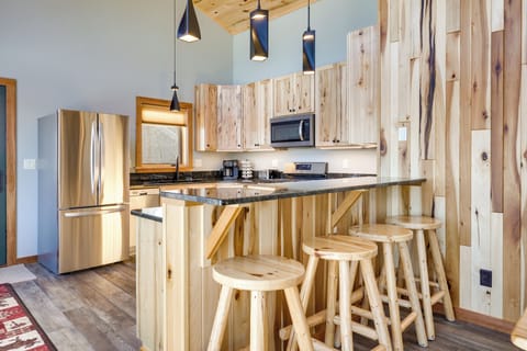 House (2 Bedrooms) | Interior