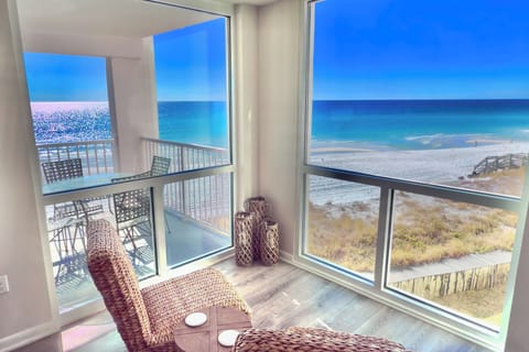 Apartment (3 Bedrooms) | Front of property