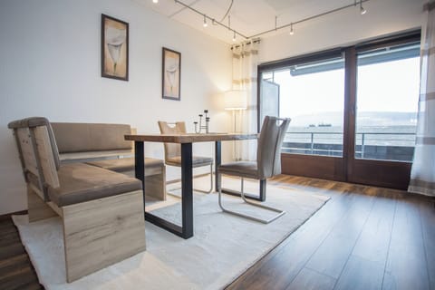 Apartment | Dining