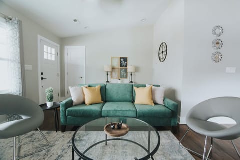 Furniture/decor may vary slightly from photos but will be of similar quality.
