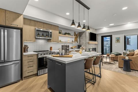 Stunning layout and design! 