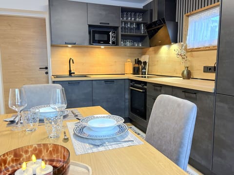 Countertop, Kitchen, Interior Design, Furniture, Flooring, Cabinetry, Kitchen Appliance, Home, Major Appliance, Room