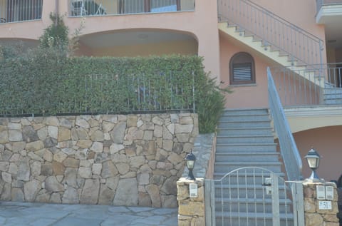 House, Smoking | 2 bedrooms