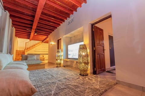 Villa, 4 Bedrooms, Private Pool, Garden View | Living room