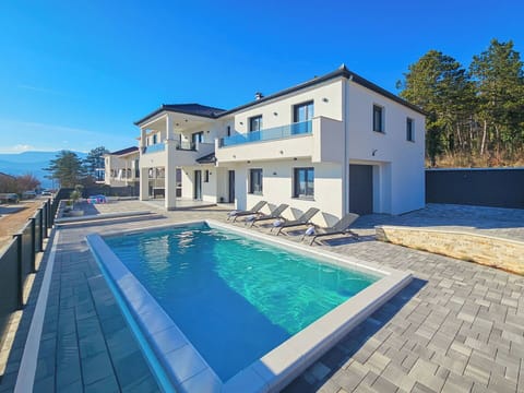 Swimming Pool, Leisure, Resort, Villa, Hotel, Courtyard, Mansion, Eco Hotel
