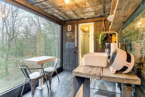 House (1 Bedroom) | Interior