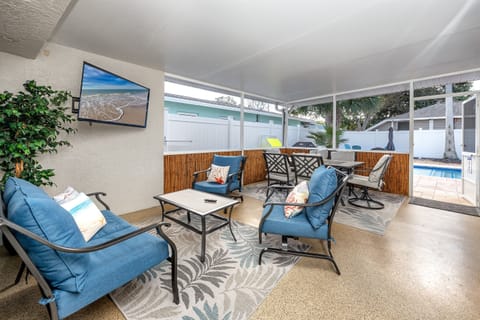 Outdoor Living with a smart TV and by the POOL!