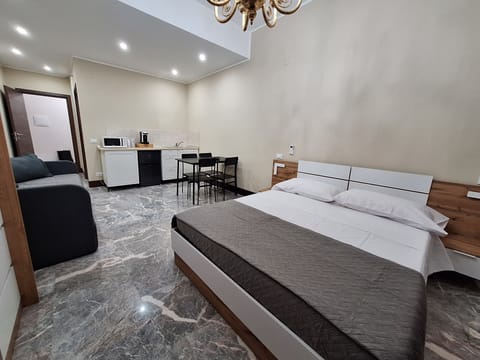 Superior Room, Balcony, City View | Free WiFi