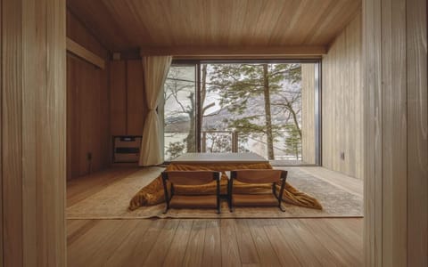 Individually furnished, free WiFi, bed sheets